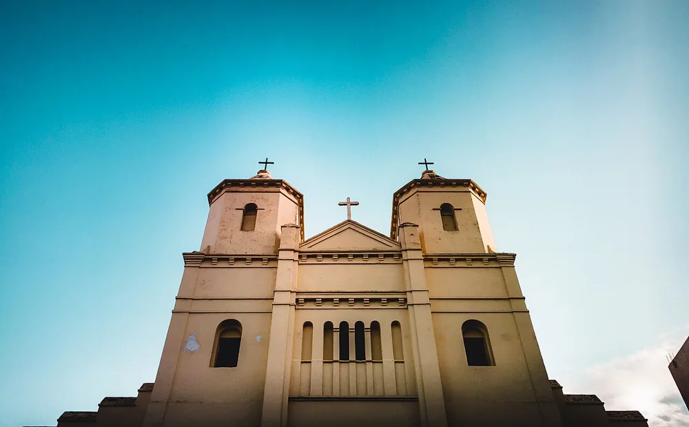 Église historique de Nador à Nador